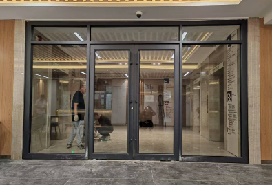 酒泉肯德基门可以有几种颜色？代表哪些含义？