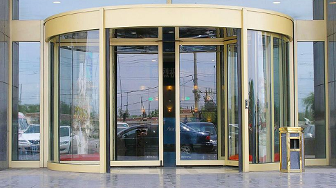 酒泉旋转门：通行快外观美，成商业建筑独特的风景线！